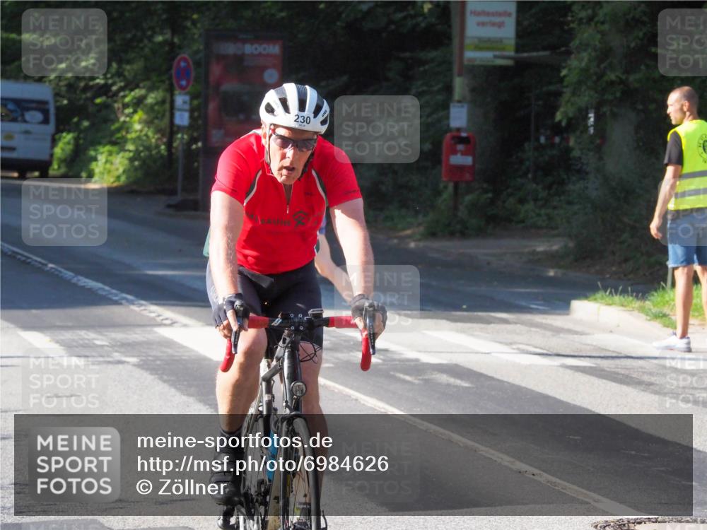 08.09.2024 - Stadtparktriathlon Zöllner http://msf.ph/oto/6984626 08.09.2024 09:53:03 Radfahren 230 meine-sportfotos.de