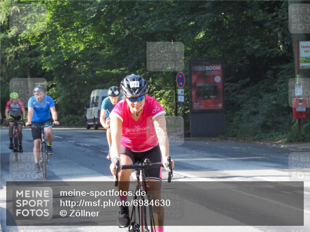 08.09.2024 - Stadtparktriathlon Zöllner http://msf.ph/oto/6984630 08.09.2024 09:53:29 Radfahren 190, 196, 212, 222, 225 meine-sportfotos.de