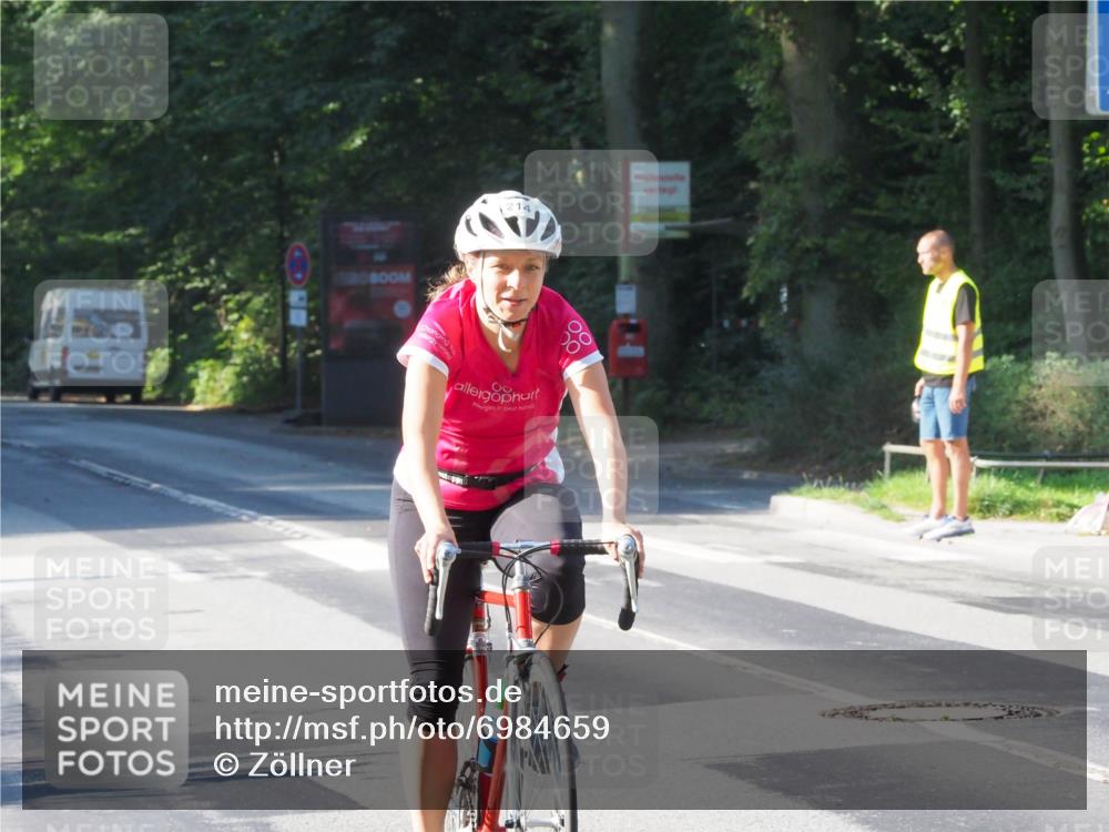08.09.2024 - Stadtparktriathlon Zöllner http://msf.ph/oto/6984659 08.09.2024 09:54:00 Radfahren 214 meine-sportfotos.de