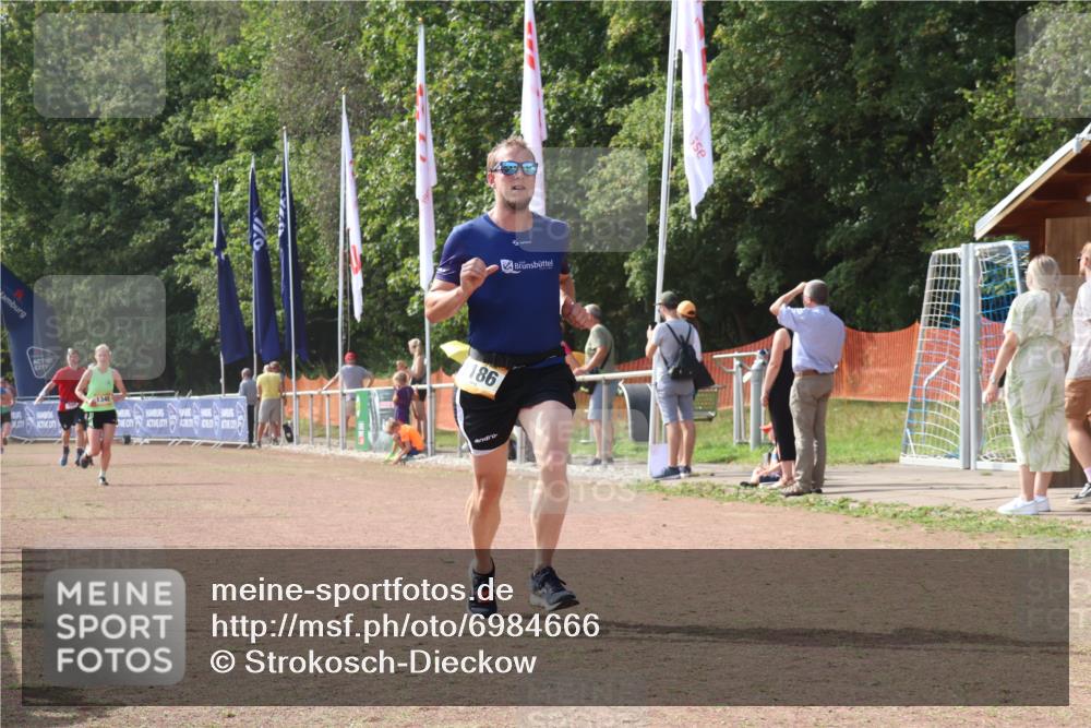 08.09.2024 - Airport Race Strokosch-Dieckow http://msf.ph/oto/6984666 08.09.2024 12:23:53 Ziel 327, 598, 1186, 1348 meine-sportfotos.de