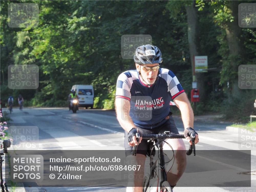 08.09.2024 - Stadtparktriathlon Zöllner http://msf.ph/oto/6984667 08.09.2024 09:54:11 Radfahren 198 meine-sportfotos.de