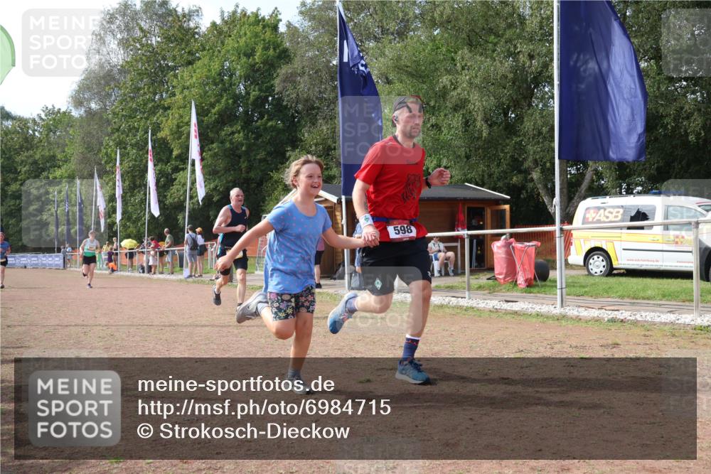 08.09.2024 - Airport Race Strokosch-Dieckow http://msf.ph/oto/6984715 08.09.2024 12:24:02 Ziel 327, 598, 762, 841, 1348, 2538 meine-sportfotos.de