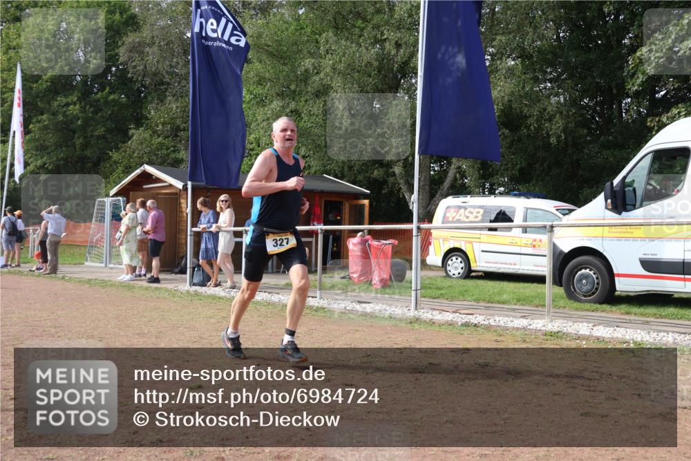 08.09.2024 - Airport Race Strokosch-Dieckow http://msf.ph/oto/6984724 08.09.2024 12:24:03 Ziel 51, 327, 598, 762, 841, 2538 meine-sportfotos.de