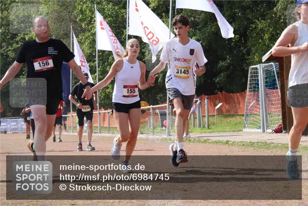 08.09.2024 - Airport Race Strokosch-Dieckow http://msf.ph/oto/6984745 08.09.2024 12:50:36 Ziel 155, 156, 270, 591, 767, 1001, 1010, 1232, 3145 meine-sportfotos.de