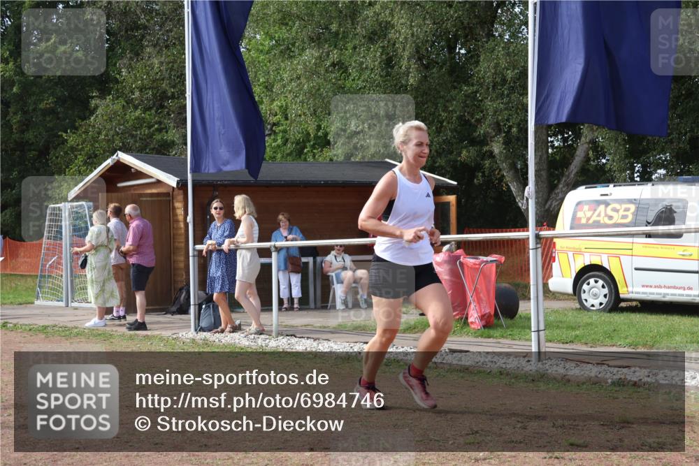 08.09.2024 - Airport Race Strokosch-Dieckow http://msf.ph/oto/6984746 08.09.2024 12:24:09 Ziel 51, 138, 762, 814, 1084, 2538 meine-sportfotos.de