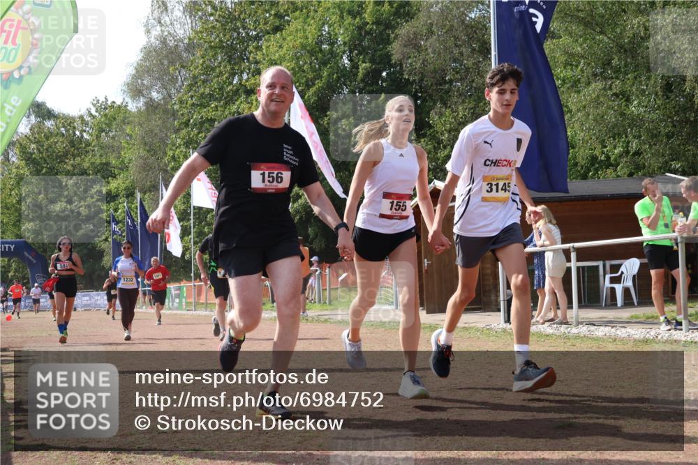 08.09.2024 - Airport Race Strokosch-Dieckow http://msf.ph/oto/6984752 08.09.2024 12:50:37 Ziel 155, 156, 270, 282, 591, 767, 1001, 1010, 1232, 3145 meine-sportfotos.de