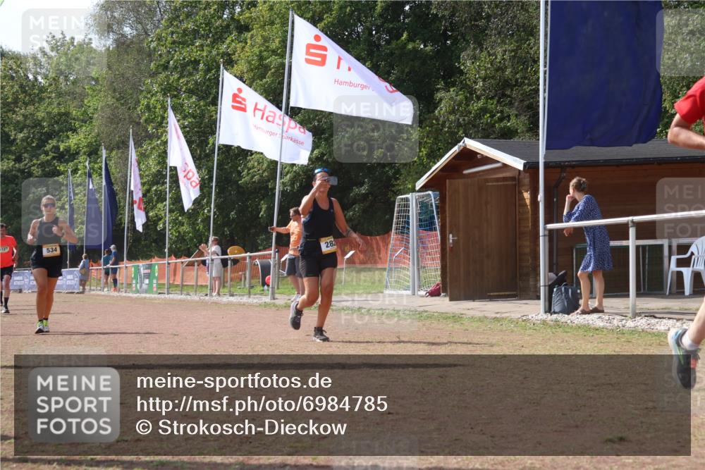 08.09.2024 - Airport Race Strokosch-Dieckow http://msf.ph/oto/6984785 08.09.2024 12:50:44 Ziel 277, 282, 534, 654, 1001, 1127, 1232 meine-sportfotos.de