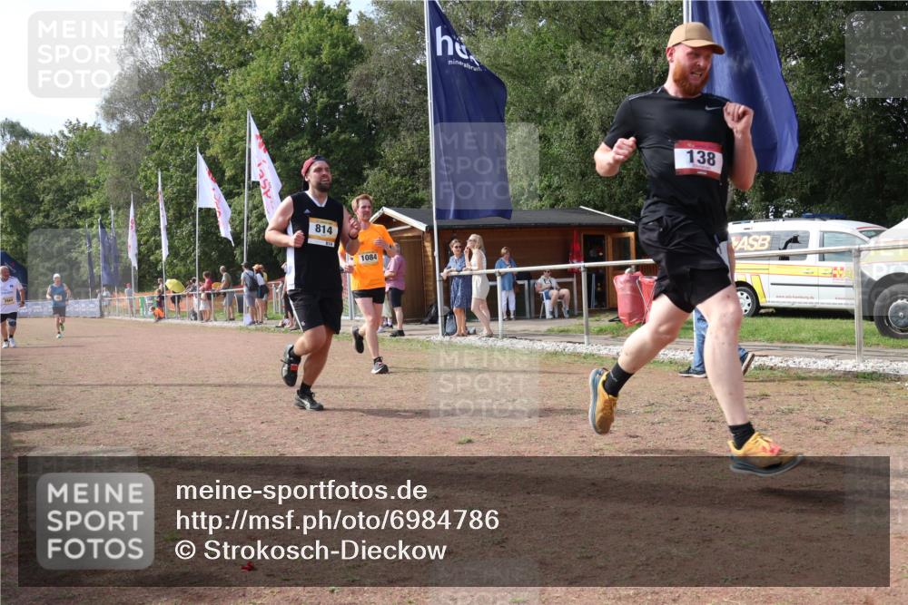 08.09.2024 - Airport Race Strokosch-Dieckow http://msf.ph/oto/6984786 08.09.2024 12:24:17 Ziel 138, 494, 607, 814, 1084, 2865 meine-sportfotos.de