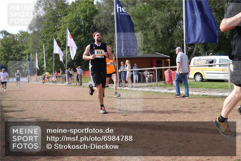 08.09.2024 - Airport Race Strokosch-Dieckow http://msf.ph/oto/6984788 08.09.2024 12:24:17 Ziel 138, 494, 607, 814, 1084, 2865 meine-sportfotos.de