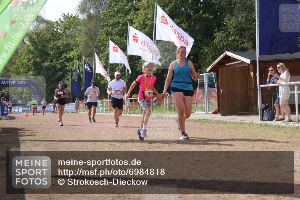 08.09.2024 - Airport Race Strokosch-Dieckow http://msf.ph/oto/6984818 08.09.2024 12:50:51 Ziel 91, 277, 654, 663, 1086, 1127 meine-sportfotos.de