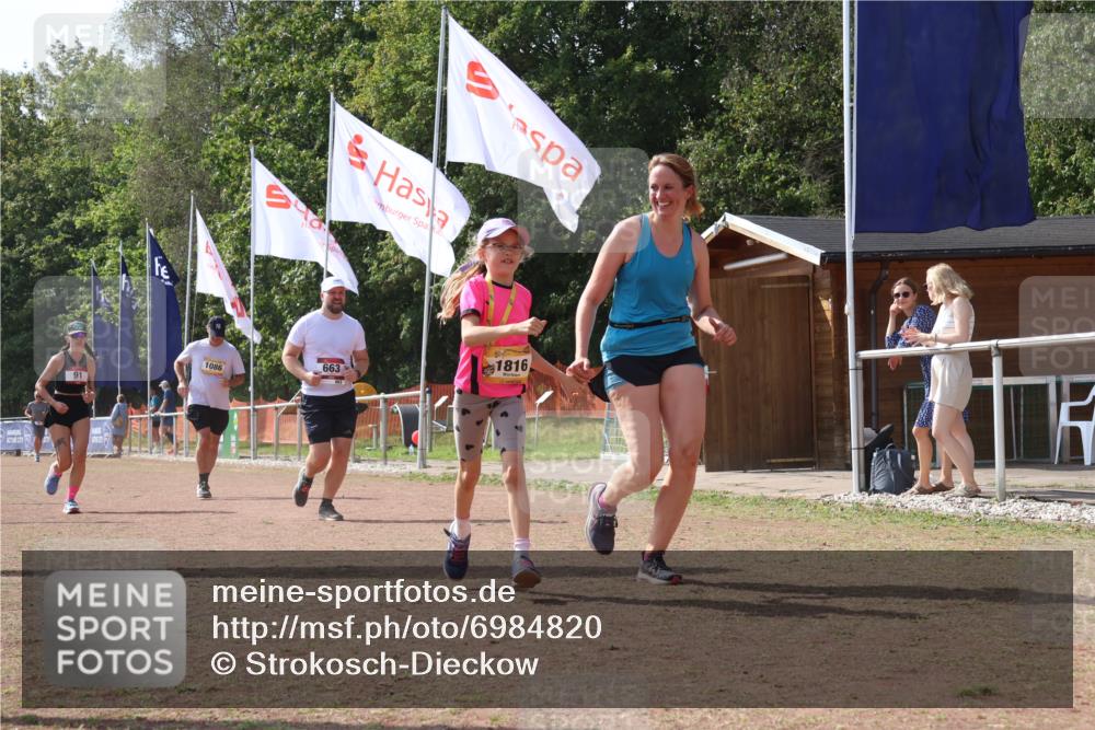 08.09.2024 - Airport Race Strokosch-Dieckow http://msf.ph/oto/6984820 08.09.2024 12:50:52 Ziel 91, 277, 654, 663, 1086, 1127 meine-sportfotos.de