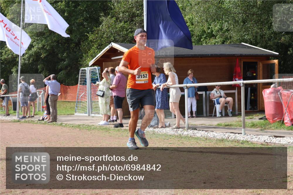 08.09.2024 - Airport Race Strokosch-Dieckow http://msf.ph/oto/6984842 08.09.2024 12:24:31 Ziel 648, 1058, 3152 meine-sportfotos.de