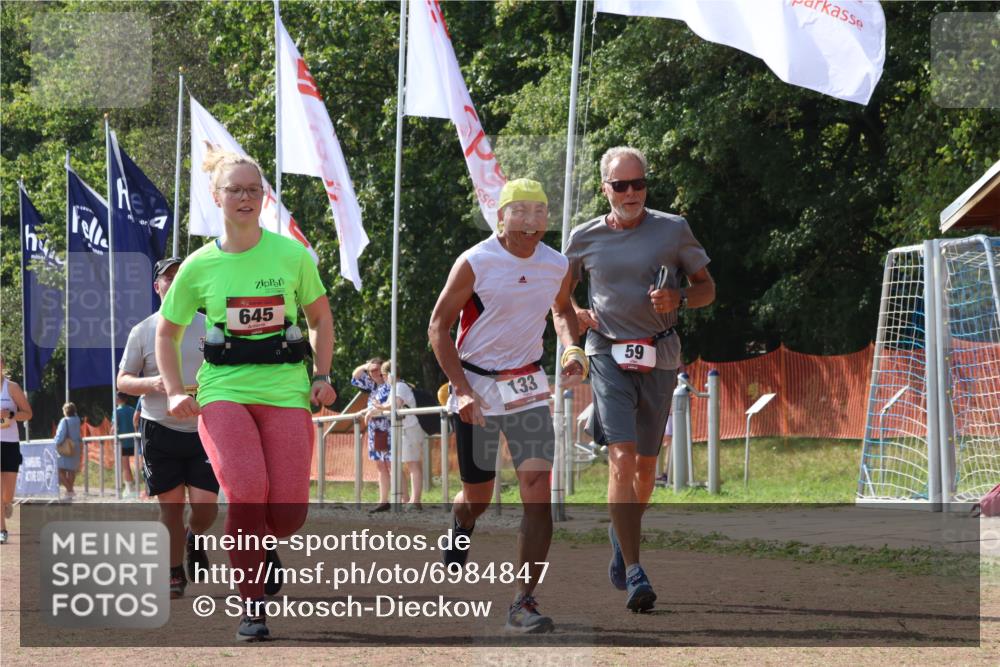 08.09.2024 - Airport Race Strokosch-Dieckow http://msf.ph/oto/6984847 08.09.2024 12:51:05 Ziel 59, 133, 456, 538, 645, 722, 905, 985 meine-sportfotos.de