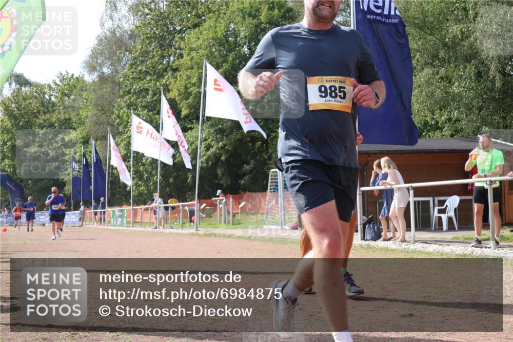 08.09.2024 - Airport Race Strokosch-Dieckow http://msf.ph/oto/6984875 08.09.2024 12:51:14 Ziel 456, 538, 839, 906, 985 meine-sportfotos.de