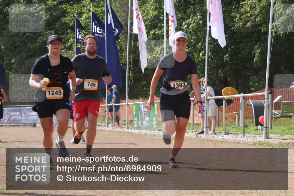 08.09.2024 - Airport Race Strokosch-Dieckow http://msf.ph/oto/6984909 08.09.2024 12:51:30 Ziel 745, 1249, 1393, 1517, 3113 meine-sportfotos.de