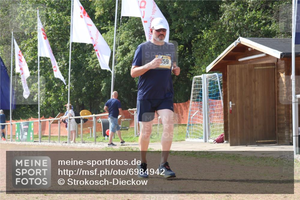 08.09.2024 - Airport Race Strokosch-Dieckow http://msf.ph/oto/6984942 08.09.2024 12:51:44 Ziel 646, 859 meine-sportfotos.de