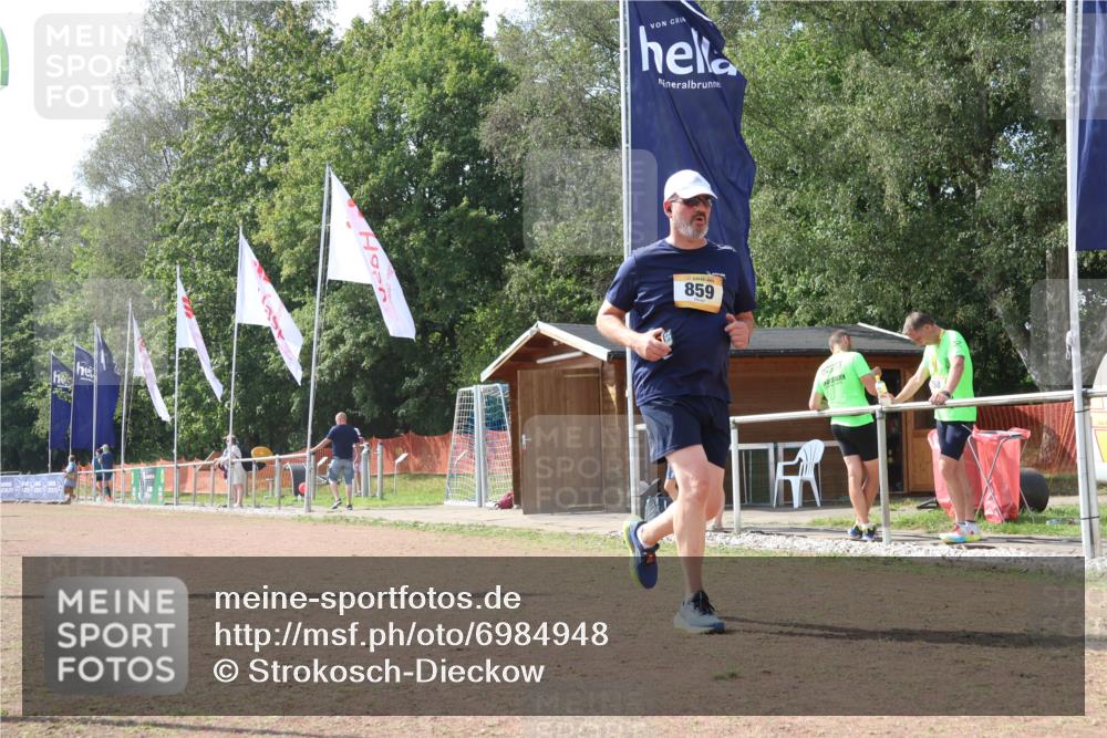 08.09.2024 - Airport Race Strokosch-Dieckow http://msf.ph/oto/6984948 08.09.2024 12:51:46 Ziel 711, 859 meine-sportfotos.de