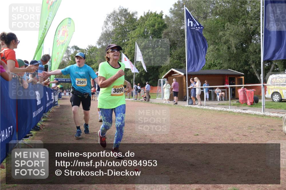 08.09.2024 - Airport Race Strokosch-Dieckow http://msf.ph/oto/6984953 08.09.2024 12:25:06 Ziel 624, 720, 723, 1434, 2501, 2863, 3090 meine-sportfotos.de
