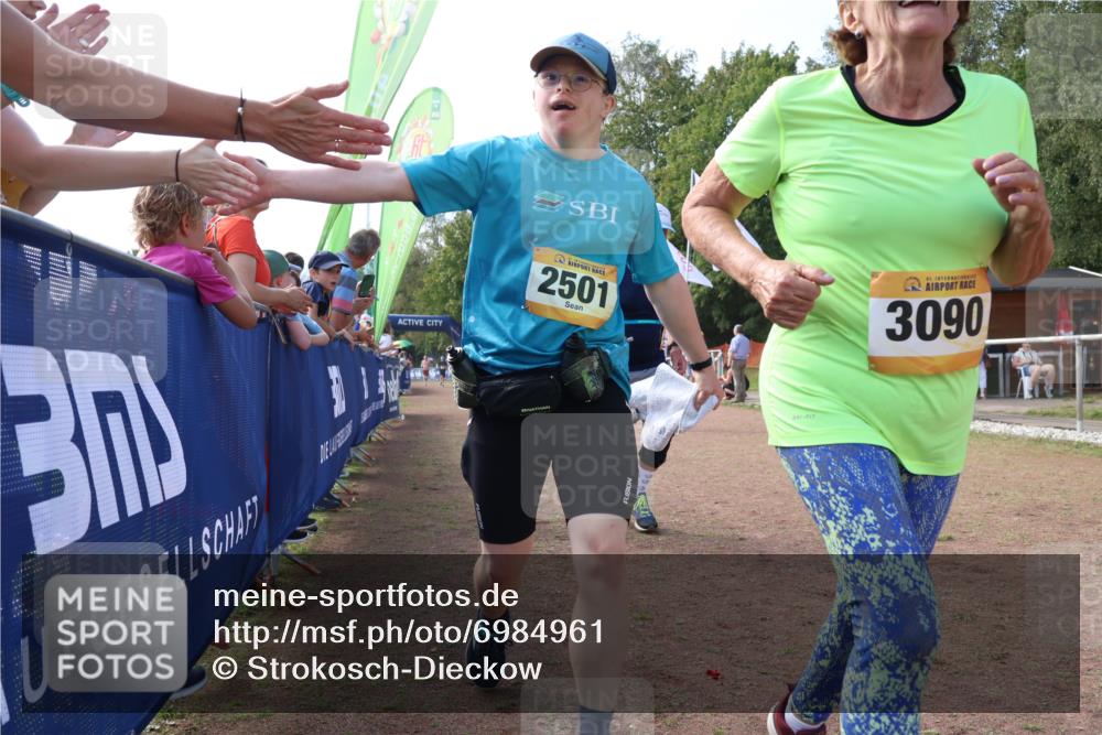08.09.2024 - Airport Race Strokosch-Dieckow http://msf.ph/oto/6984961 08.09.2024 12:25:07 Ziel 624, 723, 1434, 2501, 2588, 2589, 2863, 3090 meine-sportfotos.de