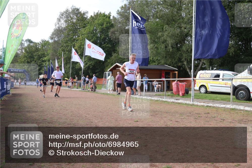 08.09.2024 - Airport Race Strokosch-Dieckow http://msf.ph/oto/6984965 08.09.2024 12:25:10 Ziel 28, 291, 399, 624, 723, 2501, 2588, 2589, 2863, 3090 meine-sportfotos.de