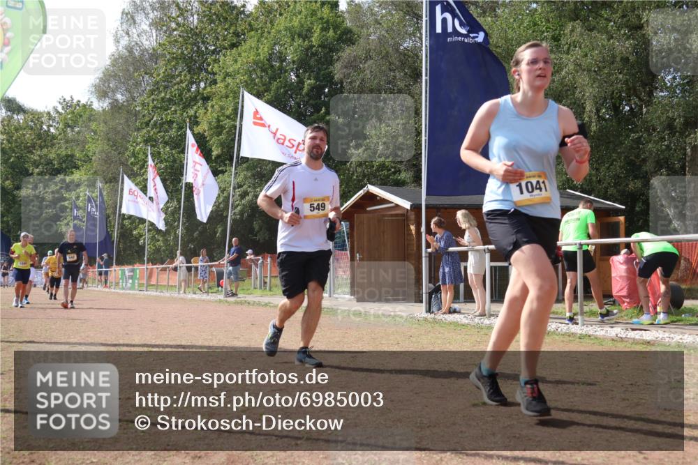08.09.2024 - Airport Race Strokosch-Dieckow http://msf.ph/oto/6985003 08.09.2024 12:52:05 Ziel 329, 549, 930, 971, 1041, 1090, 1299 meine-sportfotos.de