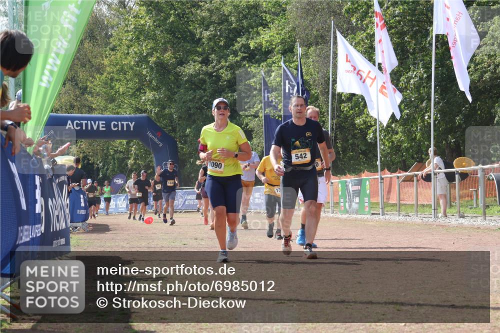 08.09.2024 - Airport Race Strokosch-Dieckow http://msf.ph/oto/6985012 08.09.2024 12:52:08 Ziel 542, 549, 930, 971, 1041, 1090, 1226, 1312 meine-sportfotos.de