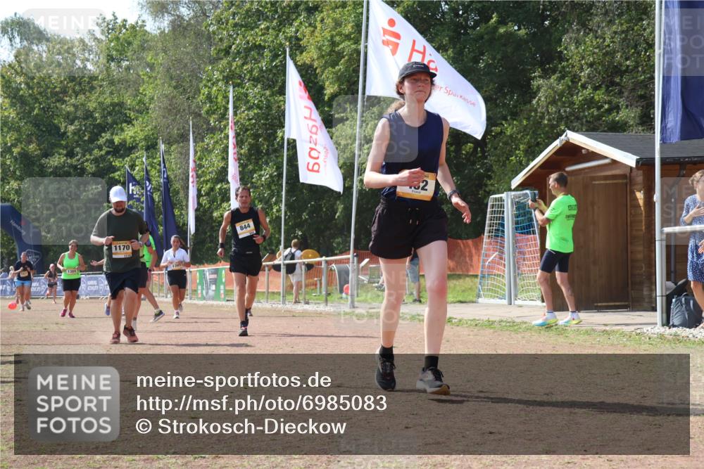 08.09.2024 - Airport Race Strokosch-Dieckow http://msf.ph/oto/6985083 08.09.2024 12:52:25 Ziel 432, 454, 844, 891, 1170, 1314, 1328, 1365 meine-sportfotos.de