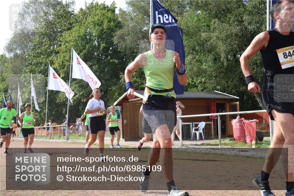 08.09.2024 - Airport Race Strokosch-Dieckow http://msf.ph/oto/6985109 08.09.2024 12:52:31 Ziel 96, 322, 454, 844, 891, 1037, 1170, 1328, 1365, 1389, 1511 meine-sportfotos.de