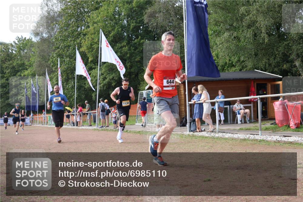 08.09.2024 - Airport Race Strokosch-Dieckow http://msf.ph/oto/6985110 08.09.2024 12:25:48 Ziel 269, 636, 644, 981, 1138, 3153 meine-sportfotos.de