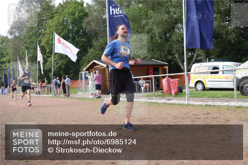 08.09.2024 - Airport Race Strokosch-Dieckow http://msf.ph/oto/6985124 08.09.2024 12:25:50 Ziel 269, 636, 981, 1138, 3153 meine-sportfotos.de