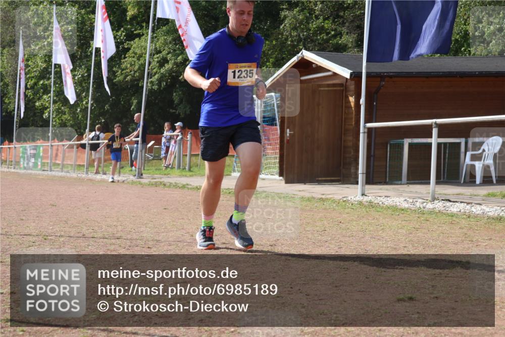 08.09.2024 - Airport Race Strokosch-Dieckow http://msf.ph/oto/6985189 08.09.2024 12:52:51 Ziel 466, 1071, 1235 meine-sportfotos.de