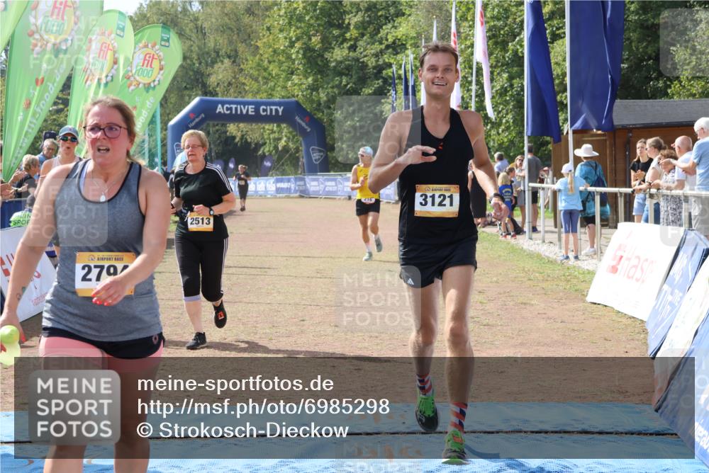 08.09.2024 - Airport Race Strokosch-Dieckow http://msf.ph/oto/6985298 08.09.2024 12:14:57 Ziel 216, 396, 926, 2513, 2637, 2689, 2764, 2794, 2849, 3077, 3121 meine-sportfotos.de