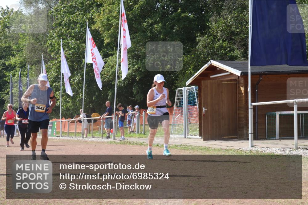 08.09.2024 - Airport Race Strokosch-Dieckow http://msf.ph/oto/6985324 08.09.2024 12:53:23 Ziel 14, 265, 266, 611, 752, 829, 901, 988, 1154, 1466, 1516, 3040, 3042 meine-sportfotos.de