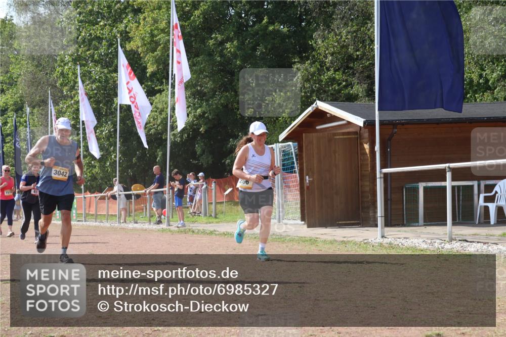 08.09.2024 - Airport Race Strokosch-Dieckow http://msf.ph/oto/6985327 08.09.2024 12:53:24 Ziel 265, 266, 611, 752, 829, 901, 988, 1154, 1466, 1516, 3042 meine-sportfotos.de