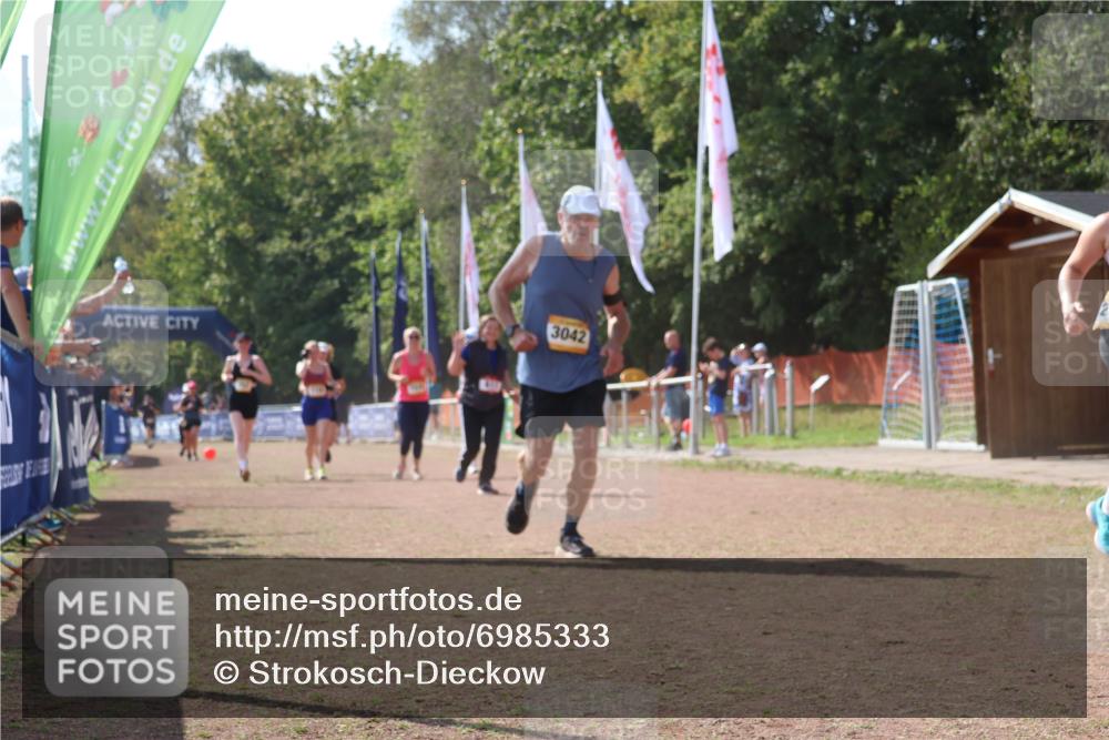 08.09.2024 - Airport Race Strokosch-Dieckow http://msf.ph/oto/6985333 08.09.2024 12:53:25 Ziel 266, 611, 752, 829, 901, 988, 1154, 1516, 3042 meine-sportfotos.de