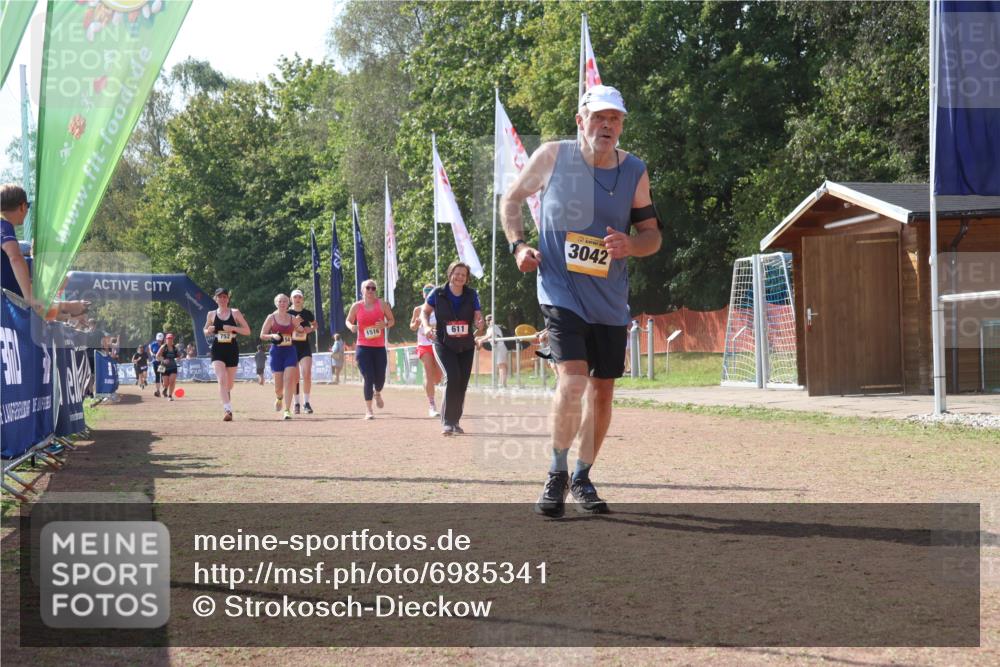 08.09.2024 - Airport Race Strokosch-Dieckow http://msf.ph/oto/6985341 08.09.2024 12:53:25 Ziel 266, 611, 752, 829, 901, 988, 1154, 1516, 3042 meine-sportfotos.de
