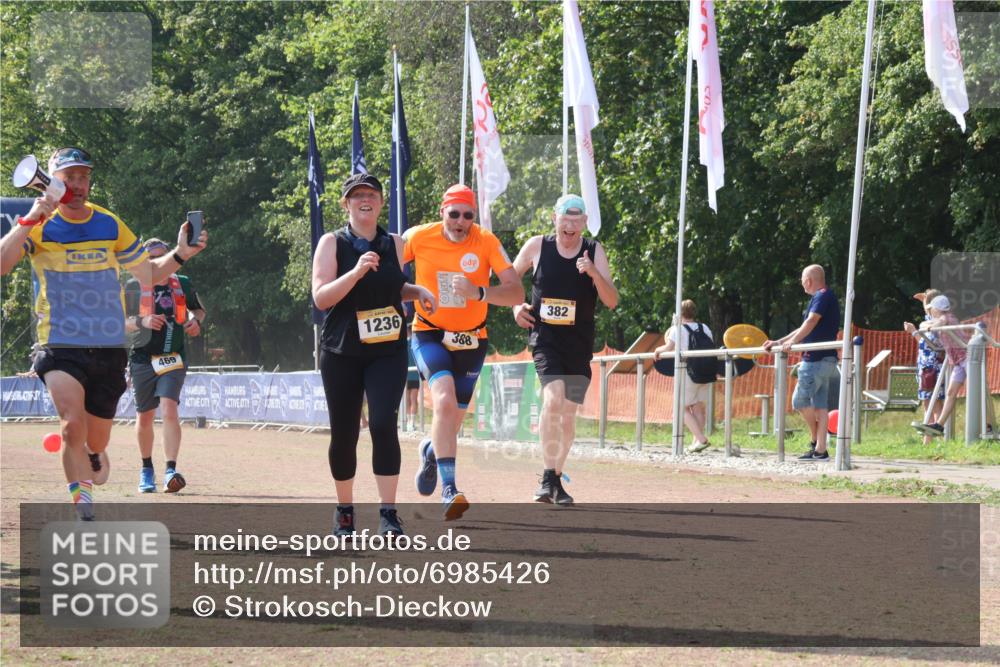 08.09.2024 - Airport Race Strokosch-Dieckow http://msf.ph/oto/6985426 08.09.2024 12:53:44 Ziel 382, 388, 442, 469, 1236 meine-sportfotos.de