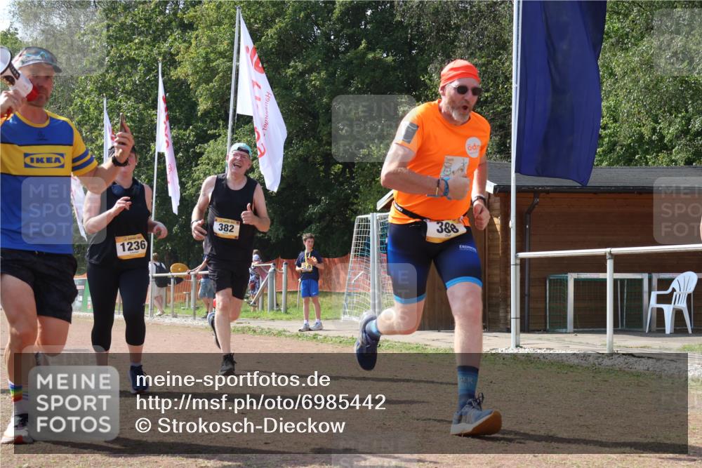 08.09.2024 - Airport Race Strokosch-Dieckow http://msf.ph/oto/6985442 08.09.2024 12:53:47 Ziel 382, 388, 469, 1236 meine-sportfotos.de