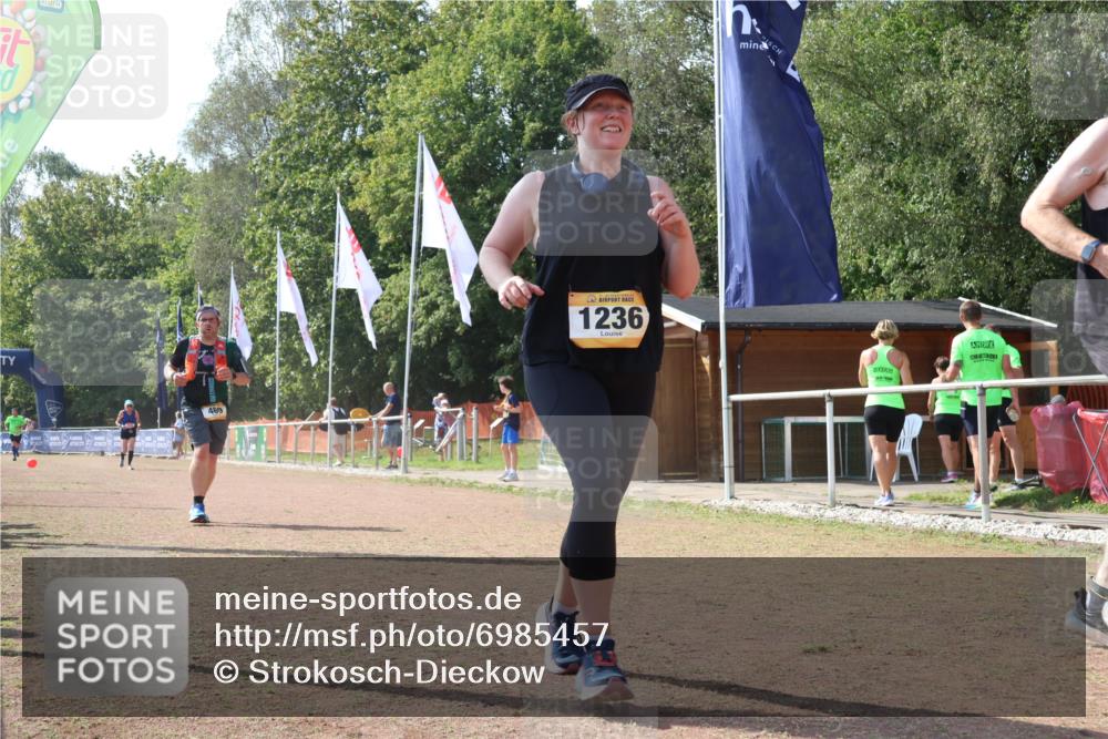 08.09.2024 - Airport Race Strokosch-Dieckow http://msf.ph/oto/6985457 08.09.2024 12:53:48 Ziel 382, 388, 469, 1236 meine-sportfotos.de