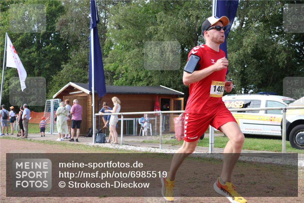 08.09.2024 - Airport Race Strokosch-Dieckow http://msf.ph/oto/6985519 08.09.2024 12:27:17 Ziel 483, 788, 887, 1483, 3070, 3140 meine-sportfotos.de