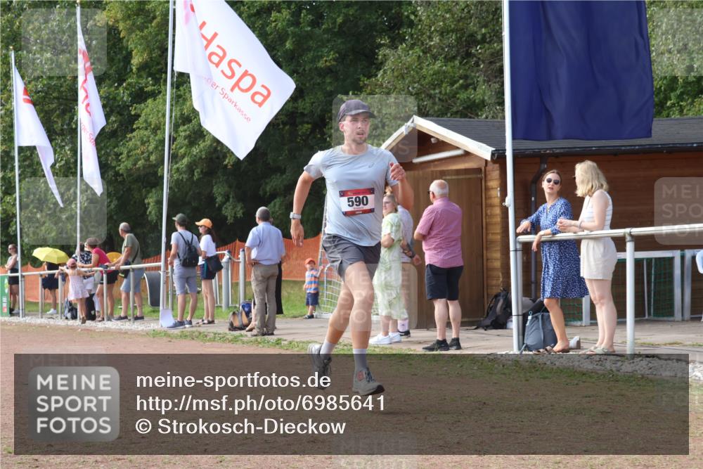 08.09.2024 - Airport Race Strokosch-Dieckow http://msf.ph/oto/6985641 08.09.2024 12:27:42 Ziel 120, 590, 943, 1040 meine-sportfotos.de