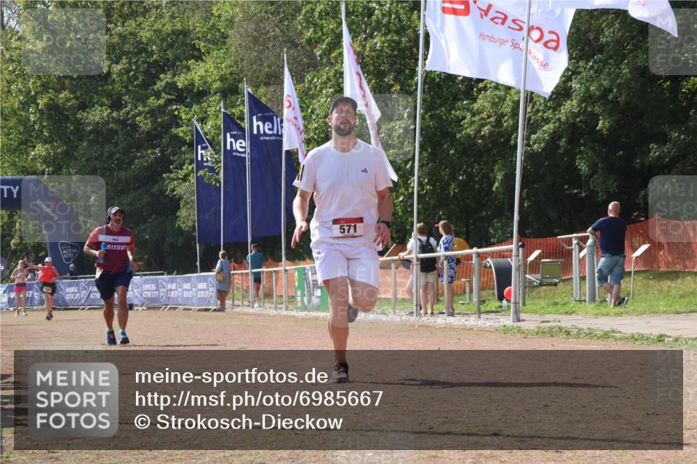 08.09.2024 - Airport Race Strokosch-Dieckow http://msf.ph/oto/6985667 08.09.2024 12:54:56 Ziel 571, 1376 meine-sportfotos.de