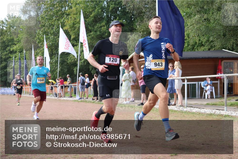 08.09.2024 - Airport Race Strokosch-Dieckow http://msf.ph/oto/6985671 08.09.2024 12:27:52 Ziel 120, 318, 943, 1040, 1491 meine-sportfotos.de