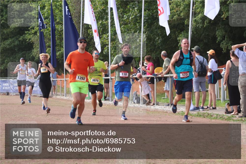 08.09.2024 - Airport Race Strokosch-Dieckow http://msf.ph/oto/6985753 08.09.2024 12:28:07 Ziel 110, 173, 786, 1026, 1141, 1292, 3079 meine-sportfotos.de