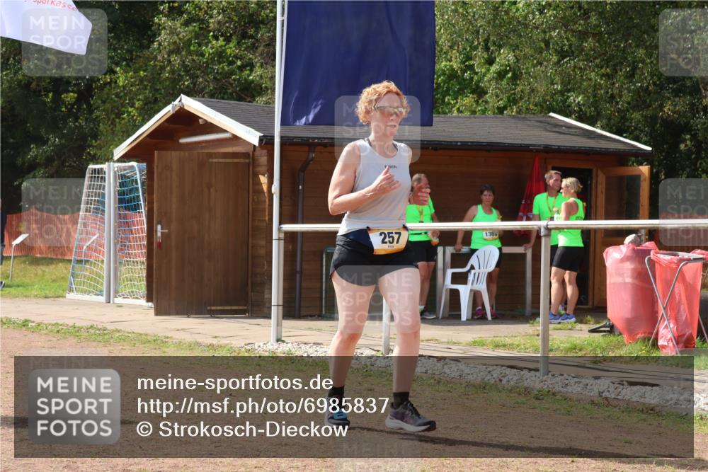 08.09.2024 - Airport Race Strokosch-Dieckow http://msf.ph/oto/6985837 08.09.2024 12:55:27 Ziel 69, 119, 256, 257, 870, 1106, 1377 meine-sportfotos.de