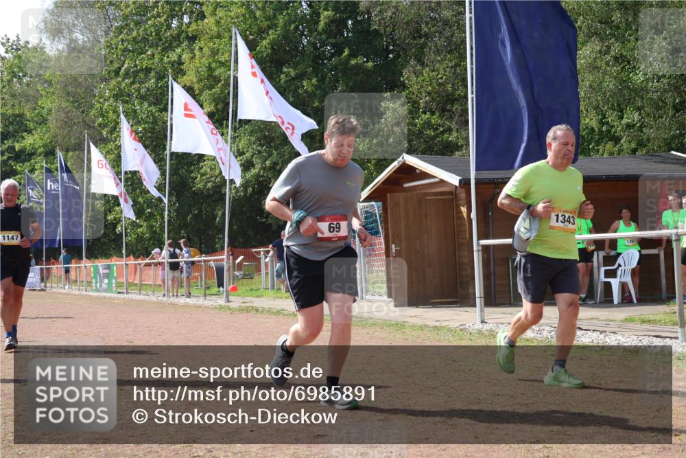 08.09.2024 - Airport Race Strokosch-Dieckow http://msf.ph/oto/6985891 08.09.2024 12:55:32 Ziel 69, 119, 748, 1147, 1343, 1377 meine-sportfotos.de