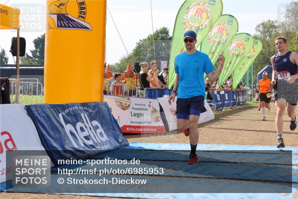 08.09.2024 - Airport Race Strokosch-Dieckow http://msf.ph/oto/6985953 08.09.2024 12:16:41 Ziel 158, 222, 472, 667, 2562, 2745, 2746, 2767, 2780, 2811, 2881, 3136 meine-sportfotos.de