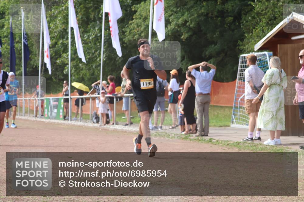 08.09.2024 - Airport Race Strokosch-Dieckow http://msf.ph/oto/6985954 08.09.2024 12:28:33 Ziel 26, 831, 1195, 1215, 1357, 2880, 3132 meine-sportfotos.de