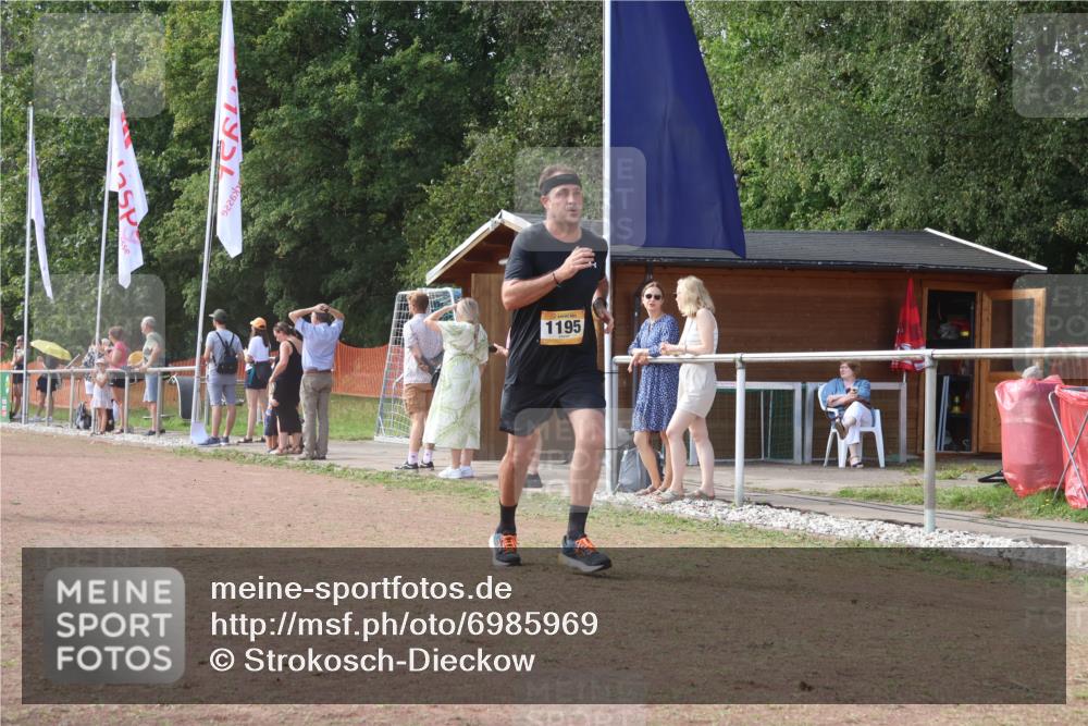 08.09.2024 - Airport Race Strokosch-Dieckow http://msf.ph/oto/6985969 08.09.2024 12:28:34 Ziel 26, 751, 831, 1195, 1215, 1357, 2880, 3132 meine-sportfotos.de