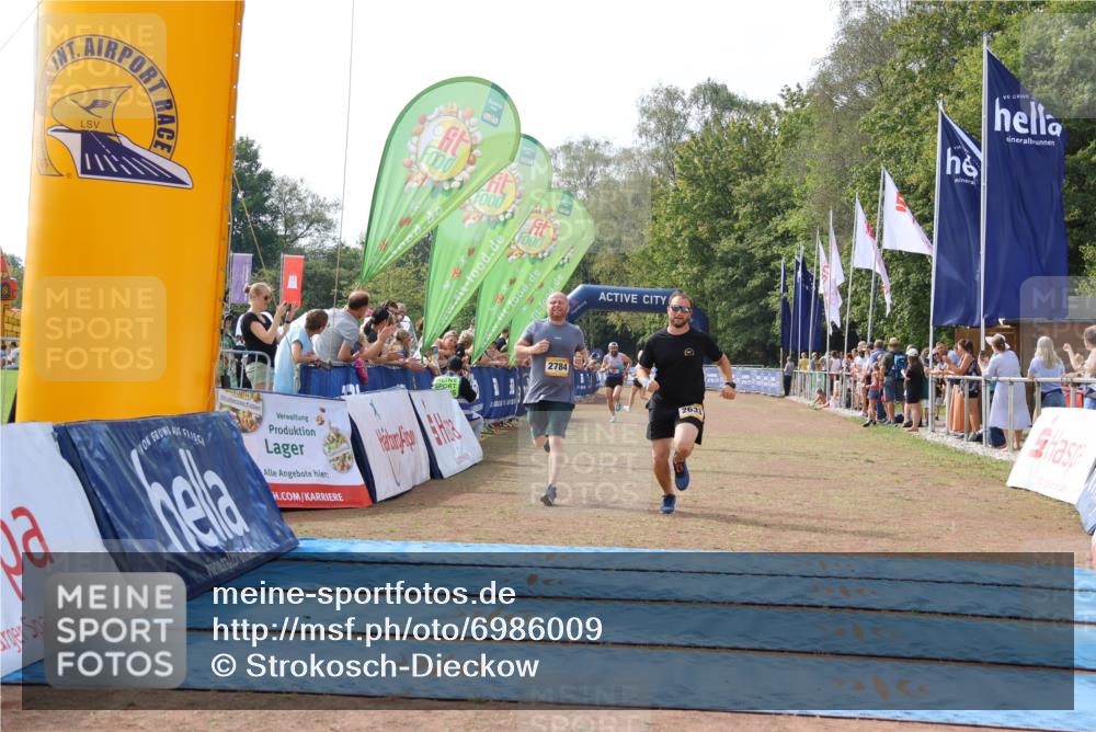 08.09.2024 - Airport Race Strokosch-Dieckow http://msf.ph/oto/6986009 08.09.2024 12:04:15 Ziel 32, 2633, 2784, 3139 meine-sportfotos.de
